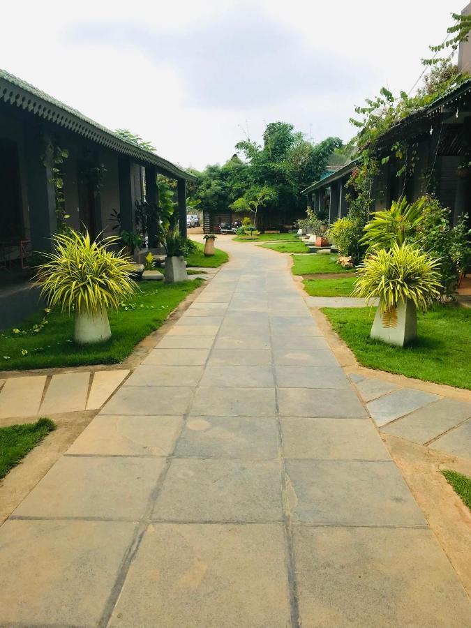 Kavas Yoga Retreat Pondicherry Exterior photo