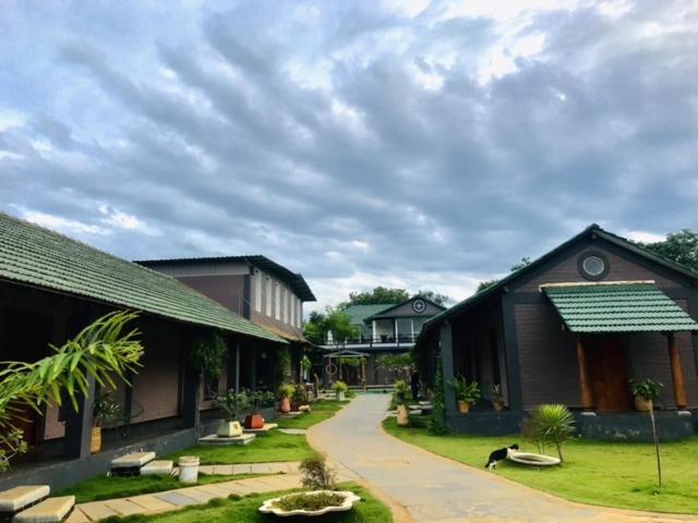 Kavas Yoga Retreat Pondicherry Exterior photo